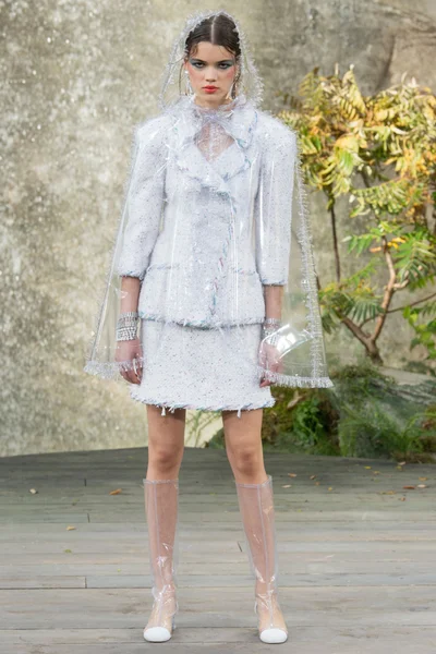 Look 36